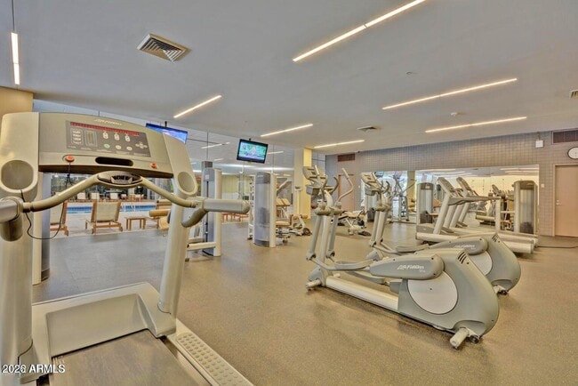 Building Photo - 7117 E Rancho Vista Dr