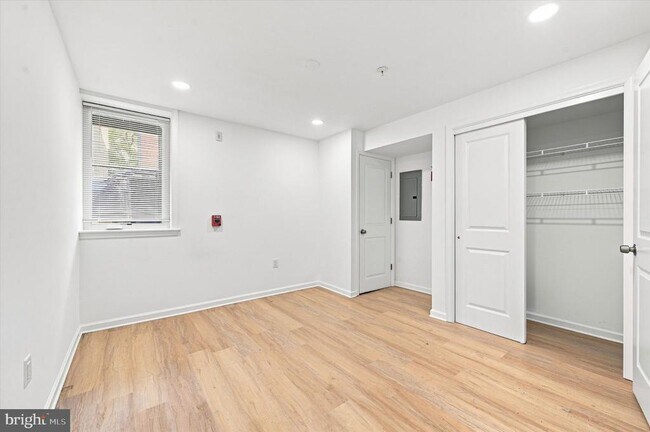 Building Photo - 1644 N Marshall St