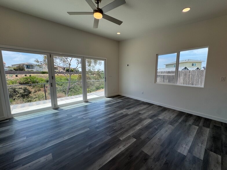 Building Photo - 3535 Hatteras Ave
