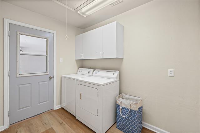 Building Photo - 201 Gail Dr