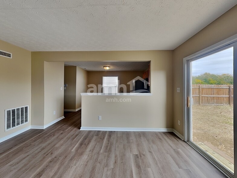 Building Photo - 5705 Valhalla Way