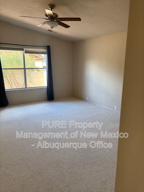 Building Photo - 10901 Lagrange Park Dr NE