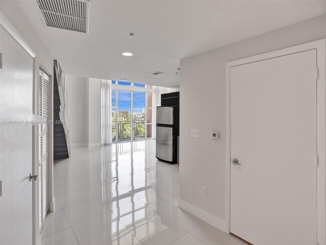 Building Photo - 244 Biscayne Blvd