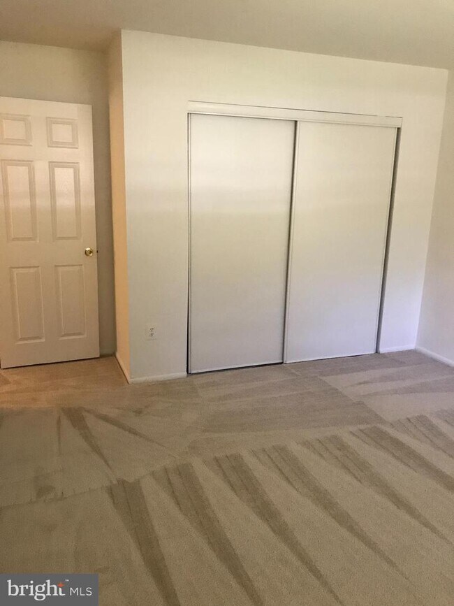 Building Photo - 7821 Enola St