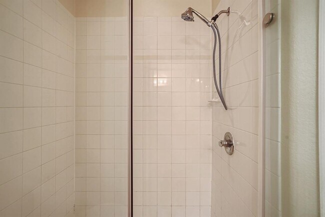 Building Photo - 137 Bufflehead Ln