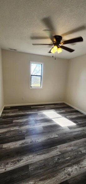 Building Photo - 1441 Co Rd 806