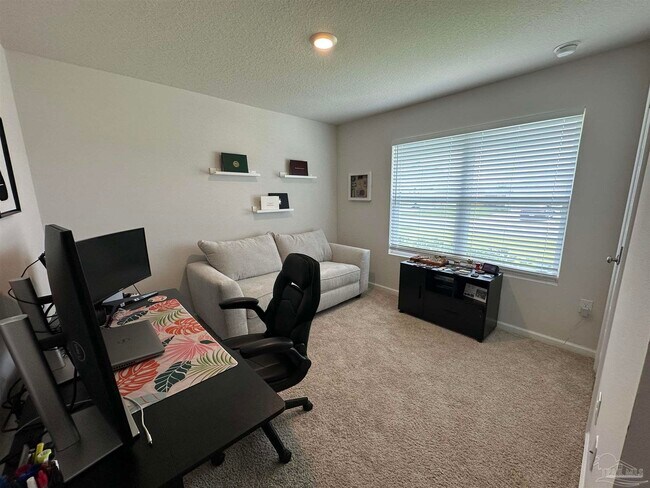 Building Photo - 4014 Whitetail Ln