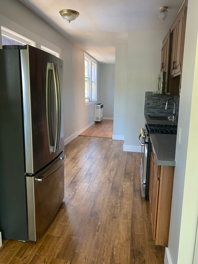 Kitchen - 106 Union St