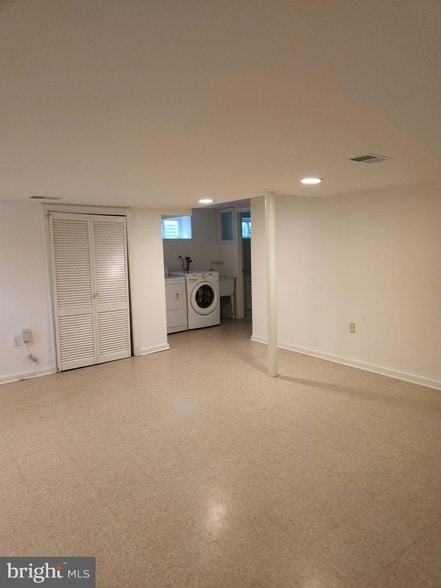 Building Photo - 3916 48th St NW