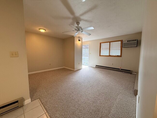 Building Photo - 19 Maple Ave