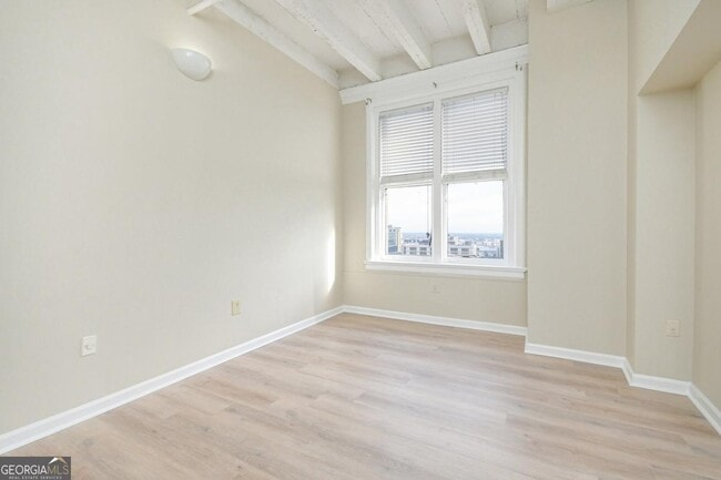 Building Photo - 32 Peachtree St SW