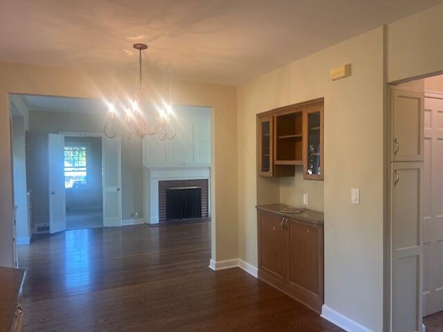 Building Photo - 645 Hi View Ct