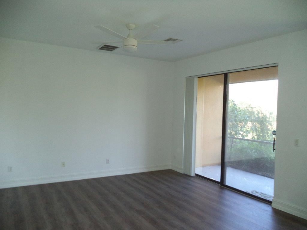 Building Photo - 9058 Water Tupelo Rd