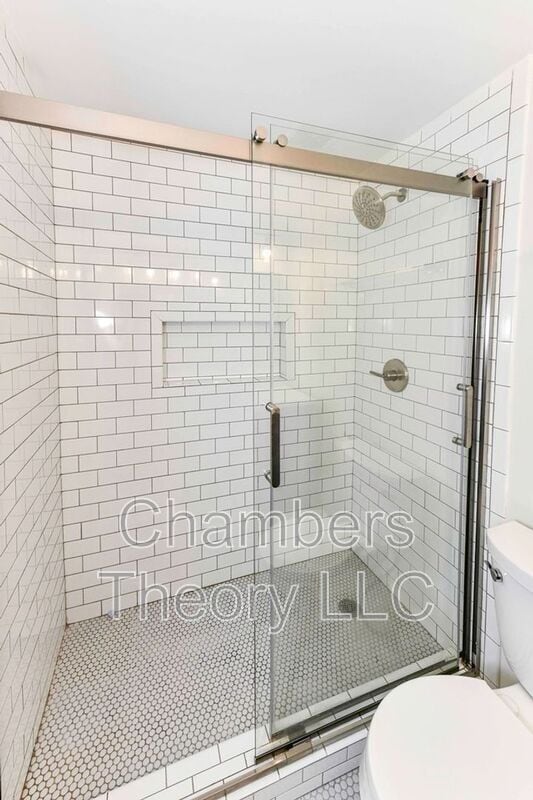 Building Photo - 115 N Lee St