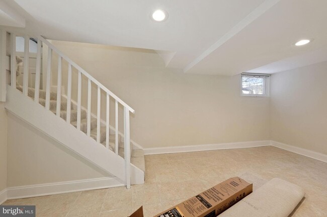 Building Photo - 4816 Leland St