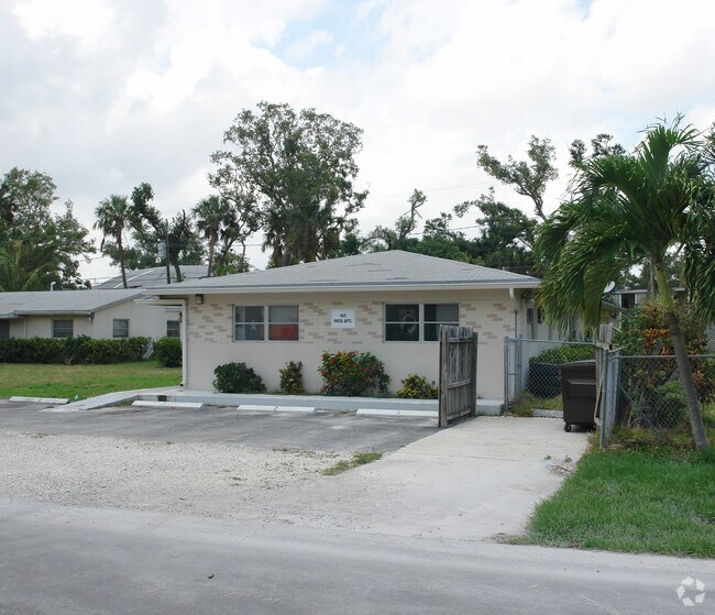 Building Photo - Pirita Apartments