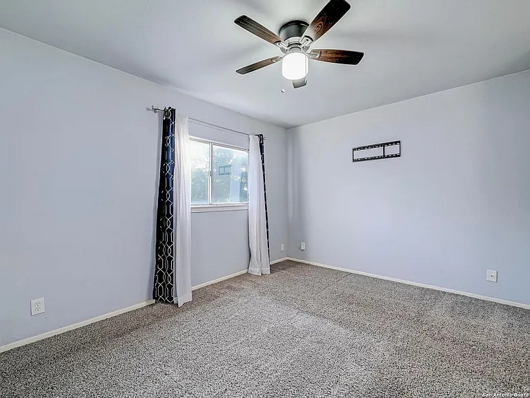 Building Photo - 1815 Gary's Park St