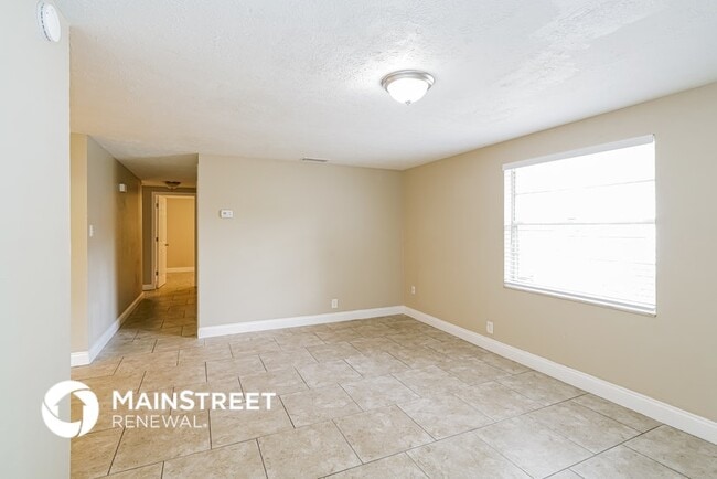 Building Photo - 3204 N Highland Ave