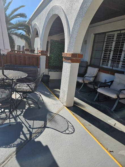 Building Photo - 424 Paseo Madera