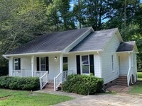 Building Photo - 3 bedroom close to Downtown Wendell