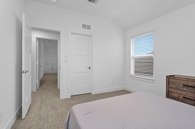 Building Photo - 14217 Savage River Ln