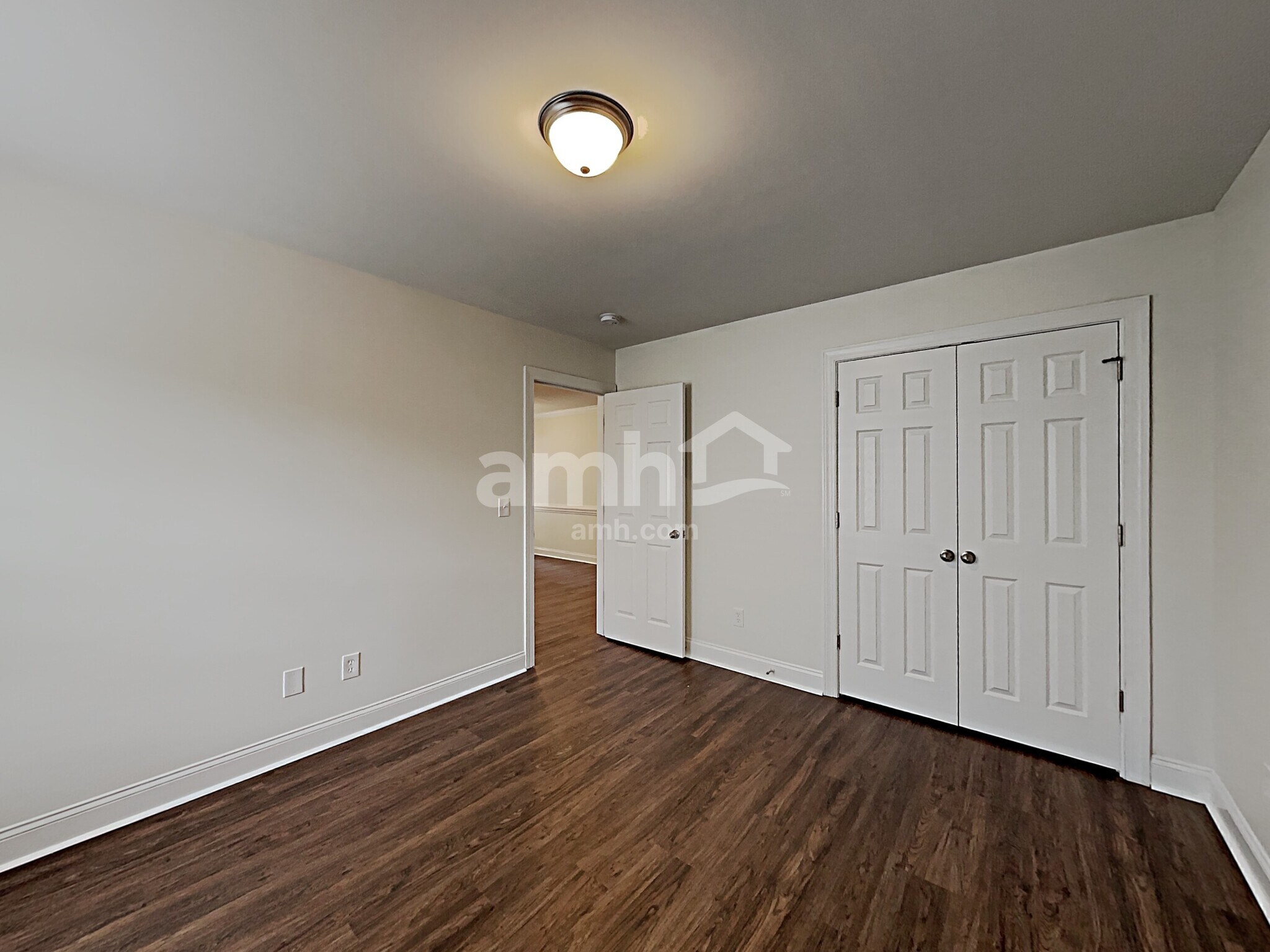 Building Photo - 4404 Johnstown Dr