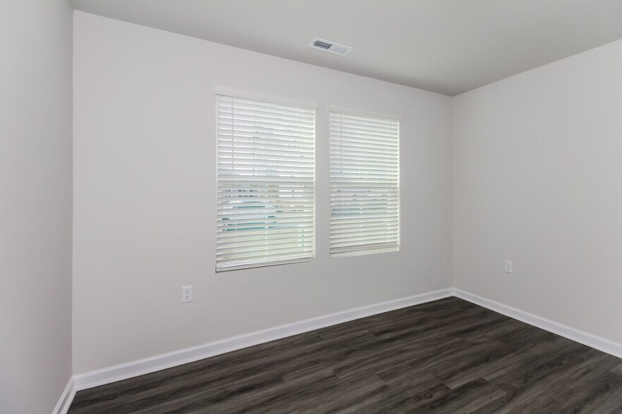 Building Photo - 2941 Ember Brook Ct