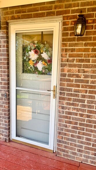 Private entrance - 6336 W 71st Pl