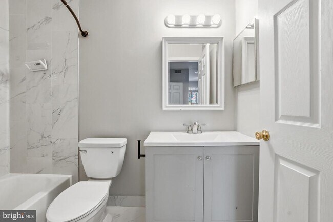 Building Photo - 9212 Azure Ct