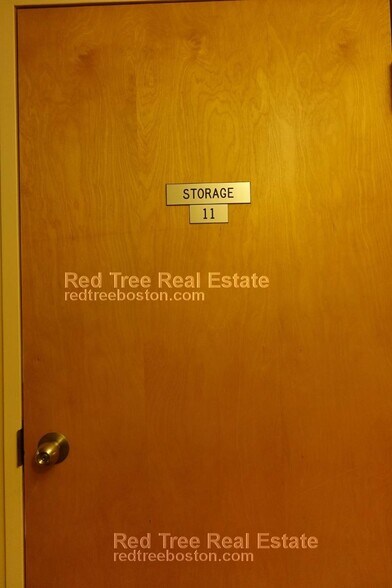 Building Photo - 40 Townly Rd