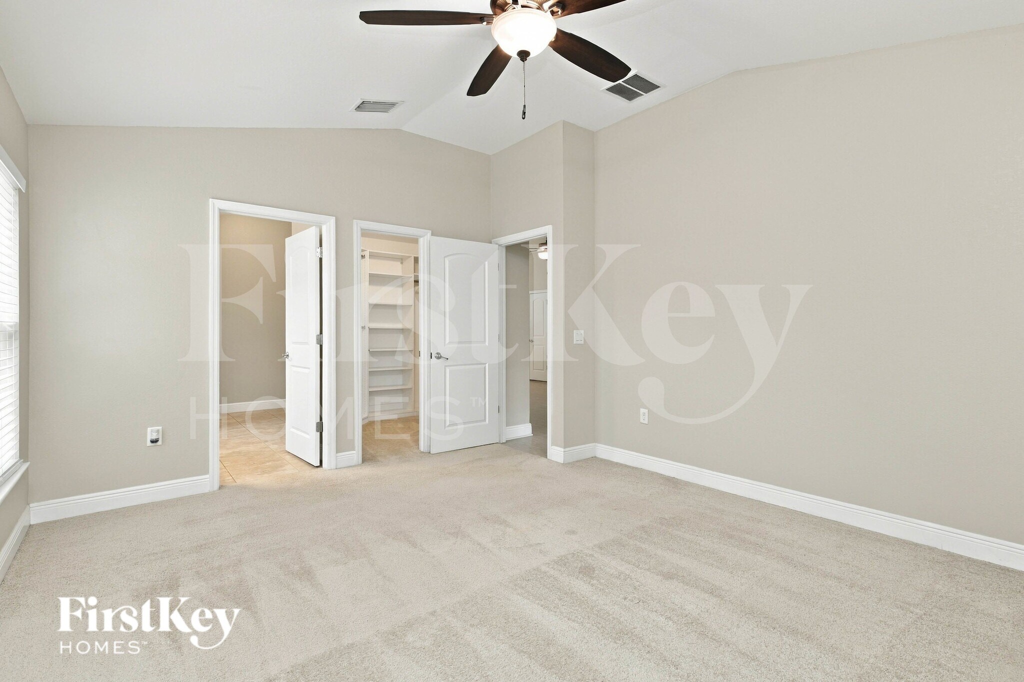Building Photo - 446 Xingu Ct