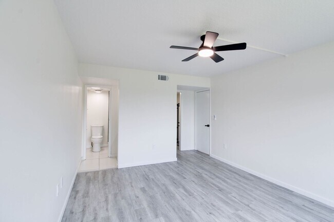 Building Photo - 1064 Lotus Pkwy