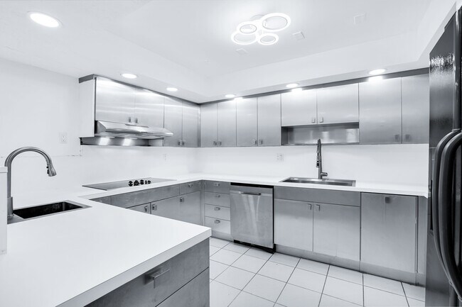 Building Photo - 406 Saint Andrews Rd