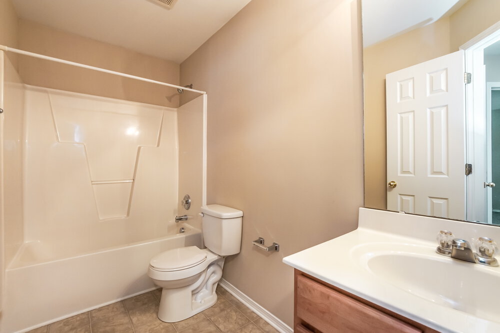 Building Photo - 1013 Lockberry Ct