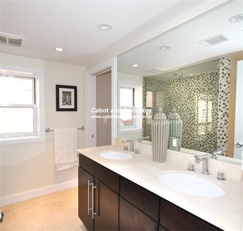 Building Photo - 9 N Margin St