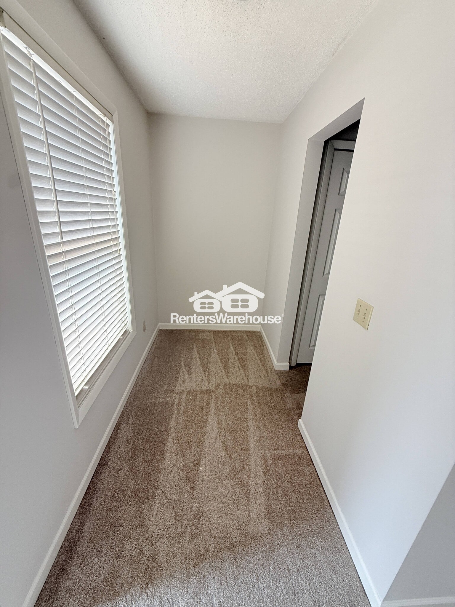 Building Photo - 7311 Amber Ln