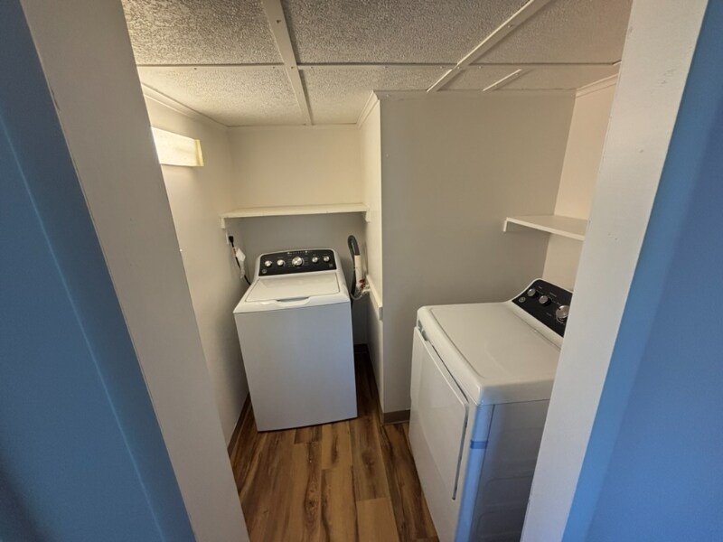 Building Photo - 174 Main St