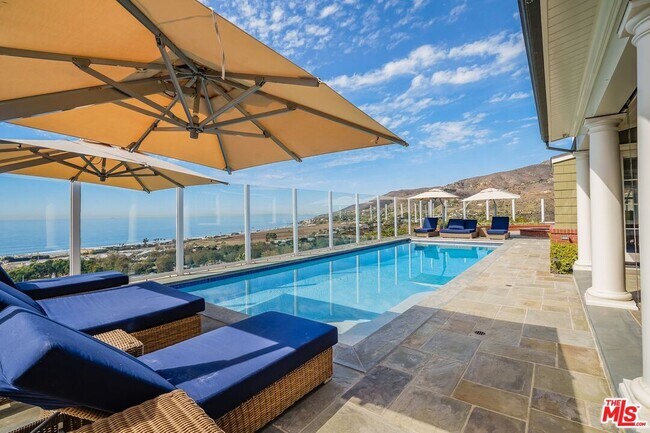 Building Photo - 6277 Sea Star Dr