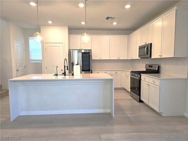 Building Photo - 10382 Arroyo Willow St