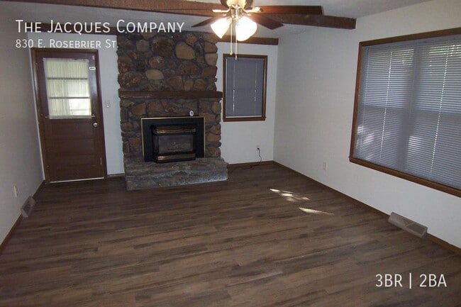 Building Photo - 830 E Rosebrier St
