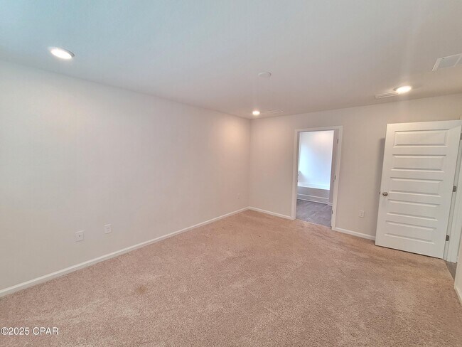 Building Photo - 4745 Firefly Ln