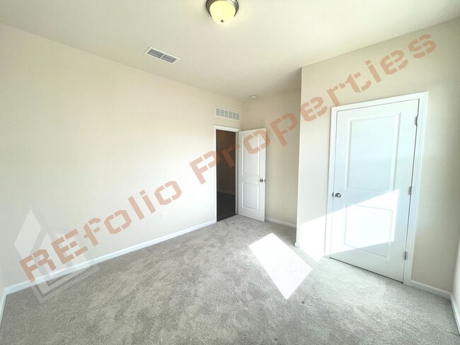 Building Photo - Beautiful Ranch-Style 4 Bedroom, 2 Bath Home – 2-Car Garage in West 540, Raleigh, Available March...