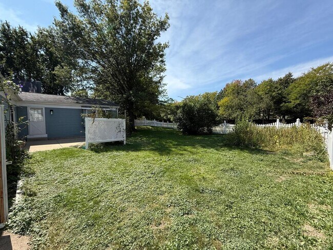 Building Photo - 2610 Barley Ct