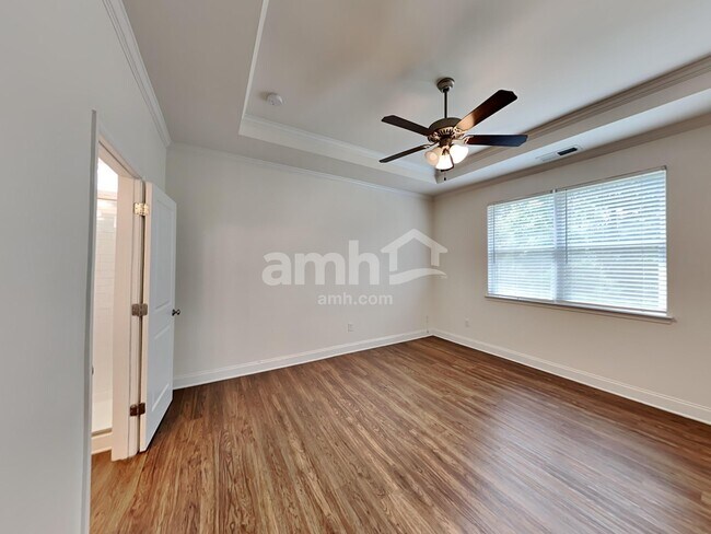 Building Photo - 2449 Napa Valley Dr