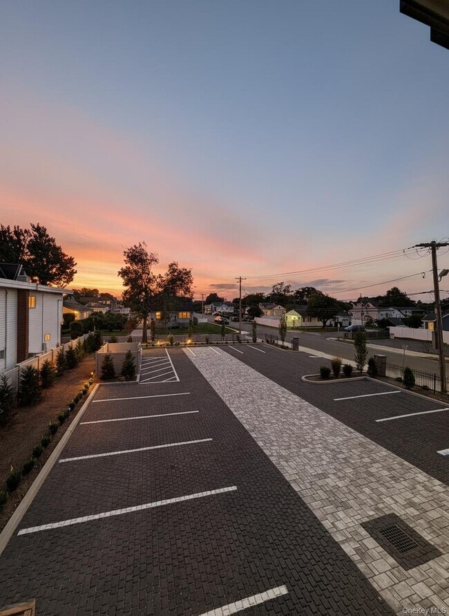Building Photo - 1220 Doges Promenade