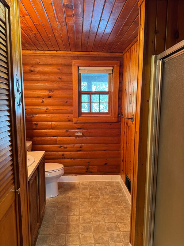 Building Photo - 410 Main St