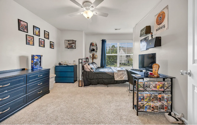 Building Photo - 204 Ashewicke Dr