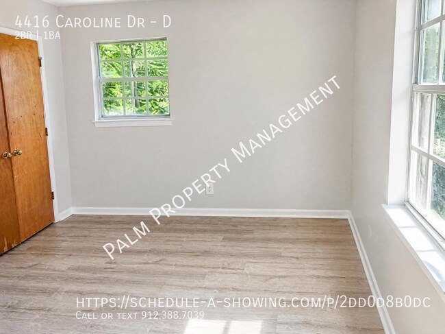 Building Photo - 4416 Caroline Dr