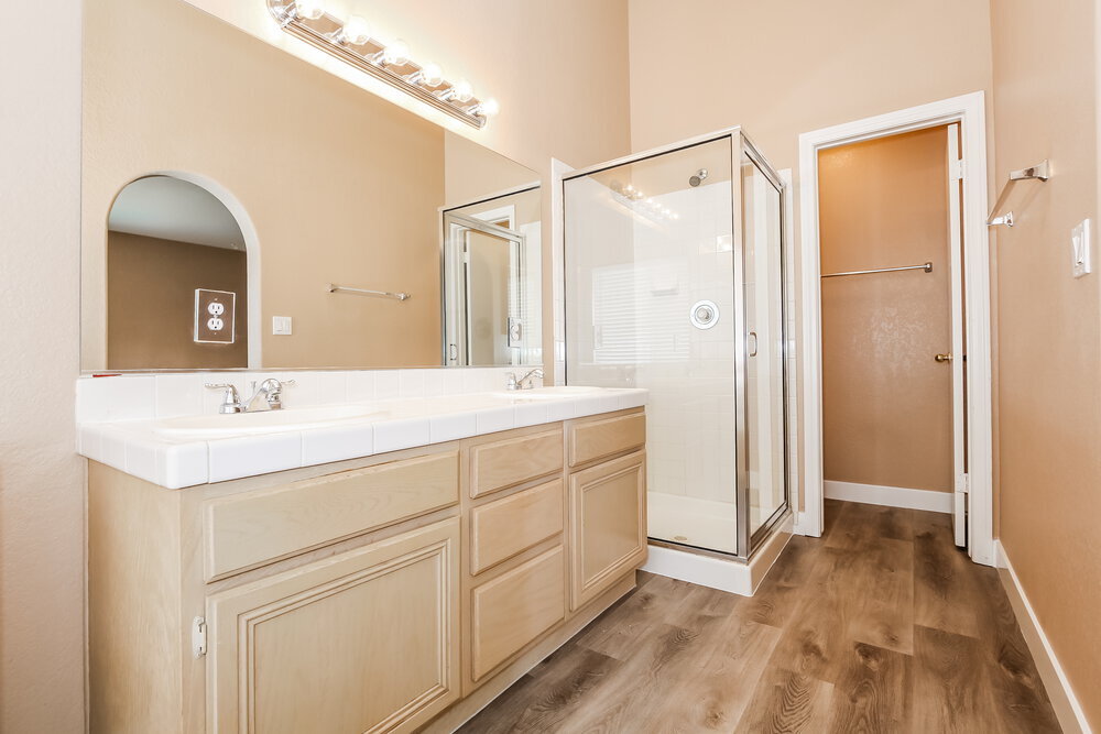 Building Photo - 1736 Shadow Bay Ct