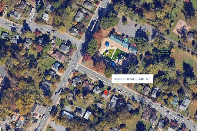 Building Photo - Charming Woolen Mills Home Near Meade Park